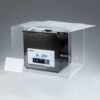 Caja silenciosa abierta que muestra un limpiador ultrasónico ASONIC de 10 litros diseñado para una limpieza profesional silenciosa.
